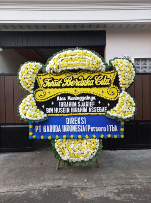 Papan Bunga Duka di Seluas