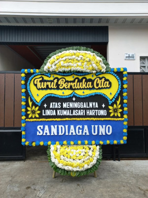 Papan Bunga Duka di Seluas